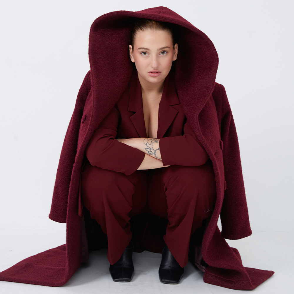 <p>Plus size</p>